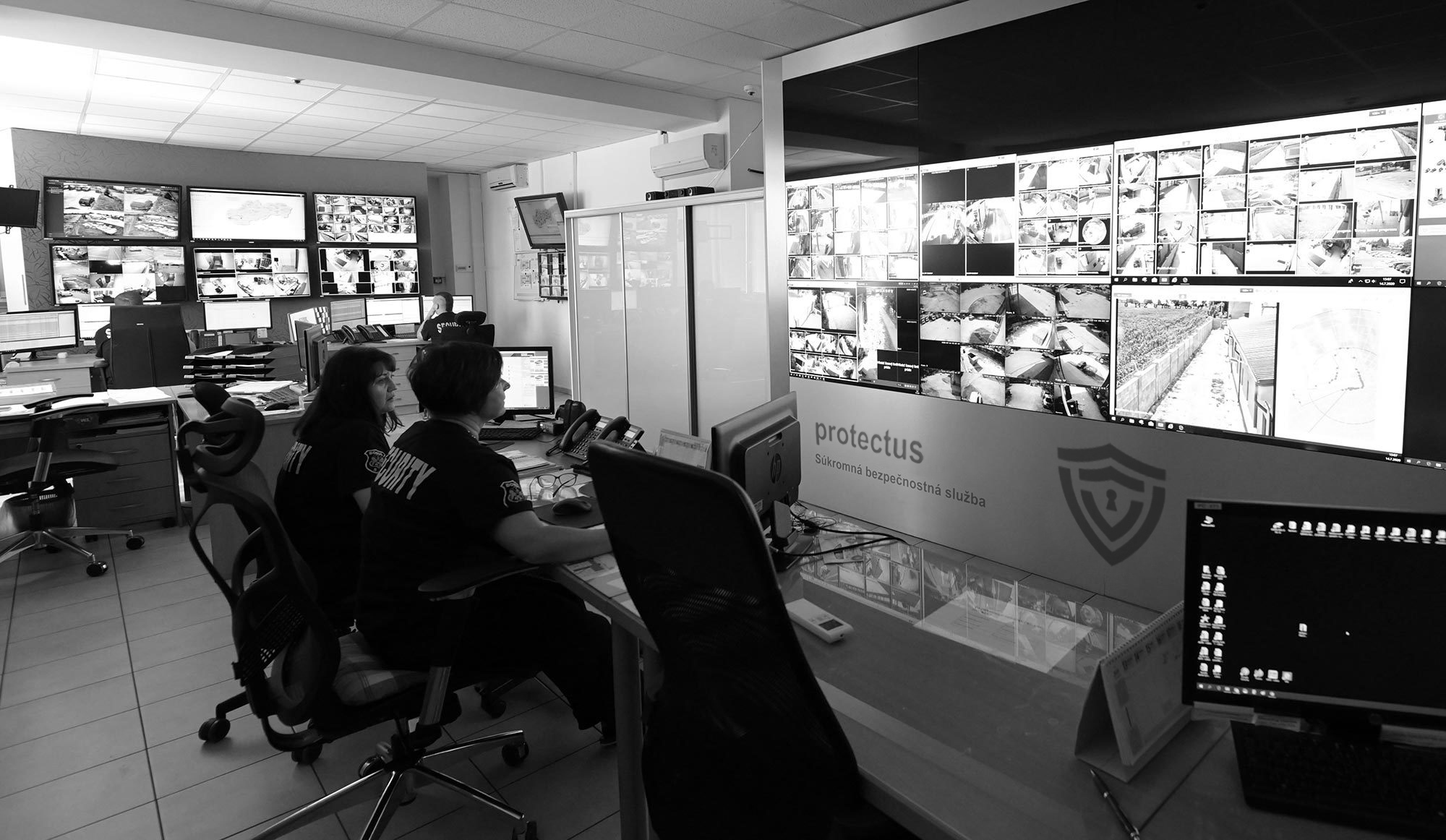 Central Monitoring Station | Private security company ProtectUs